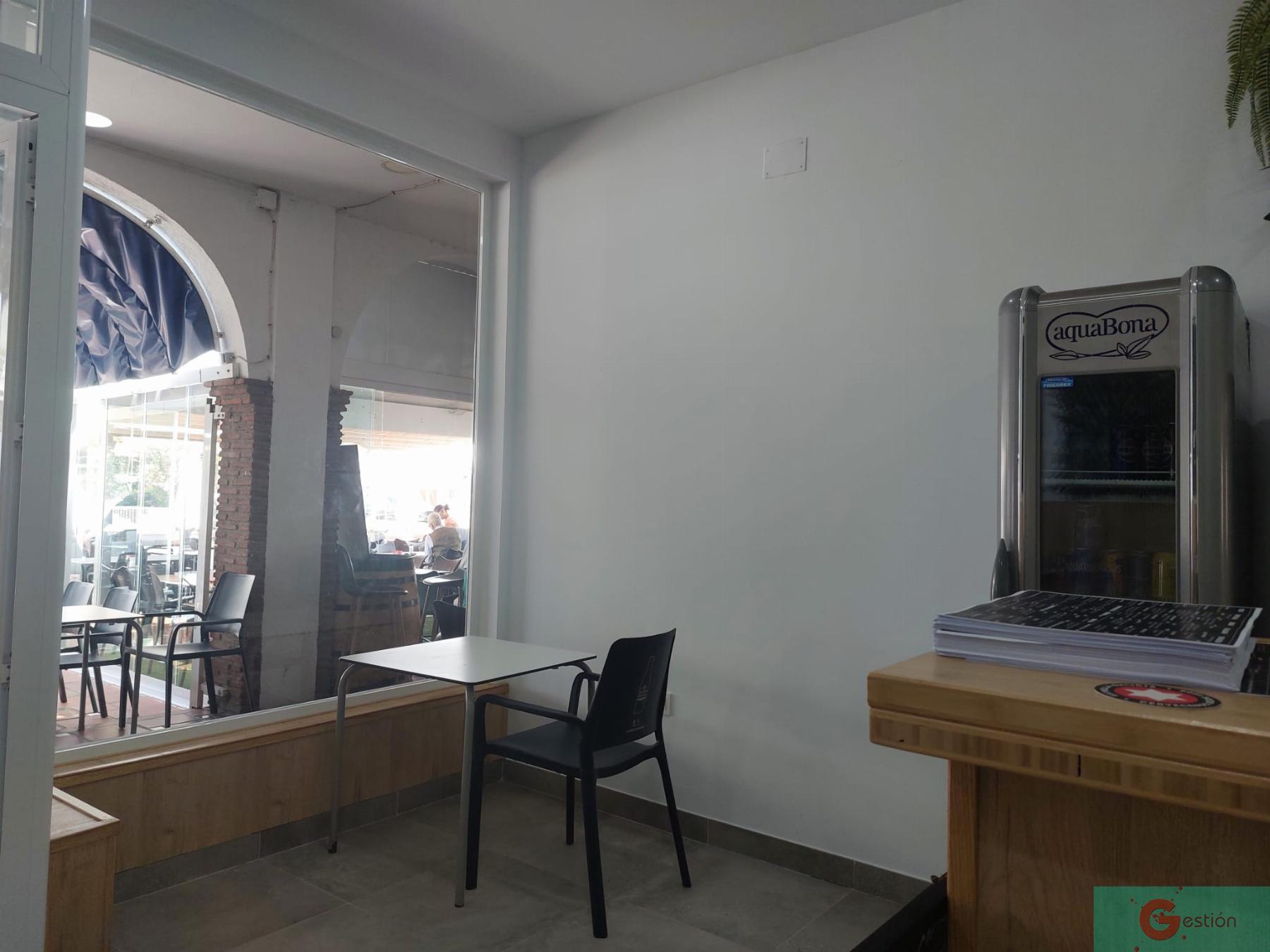 Venta de local comercial en Salobreña