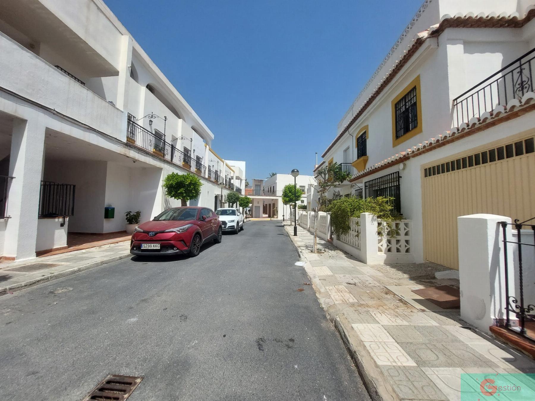 Venta de local comercial en Salobreña