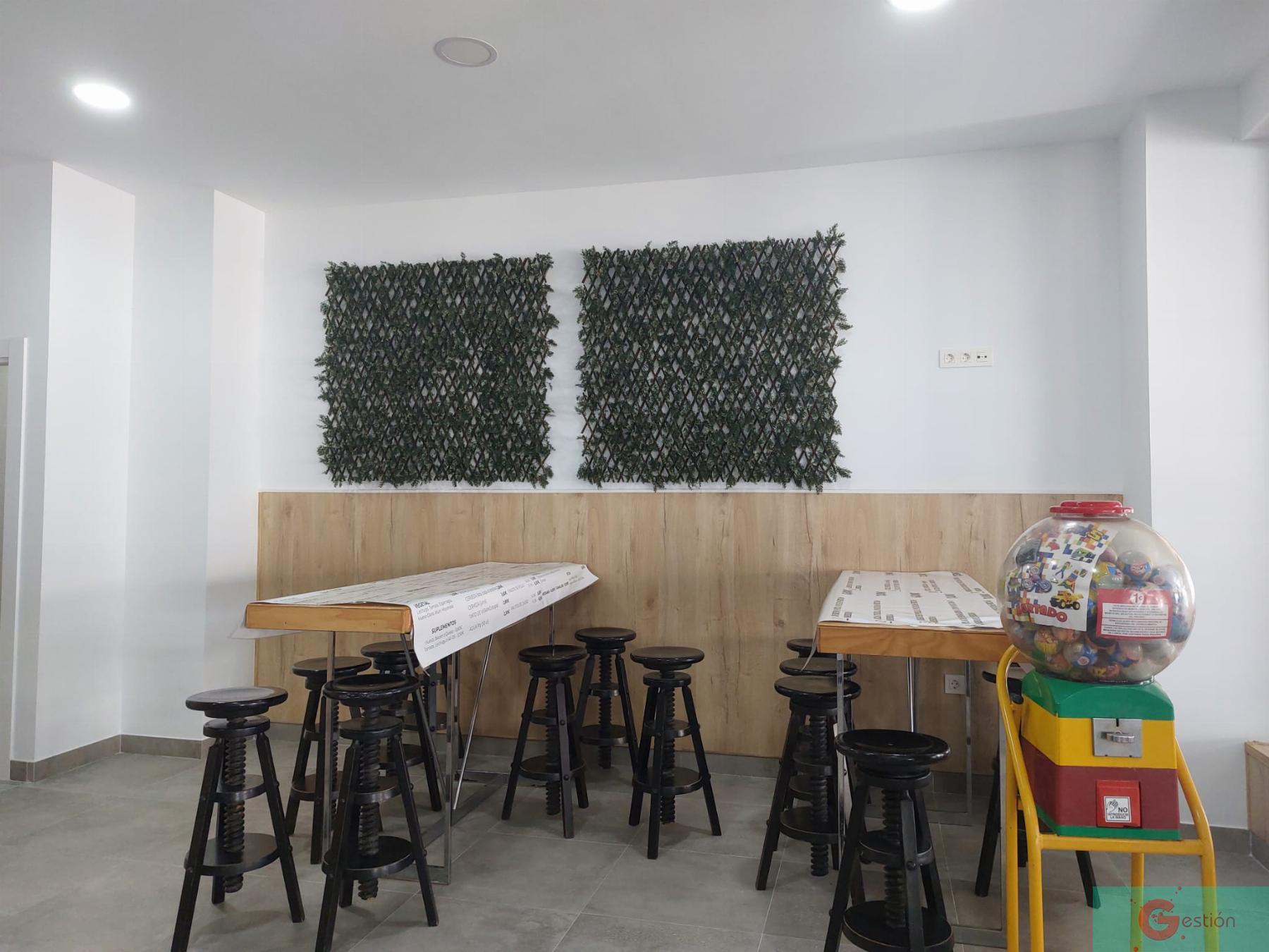 Venta de local comercial en Salobreña