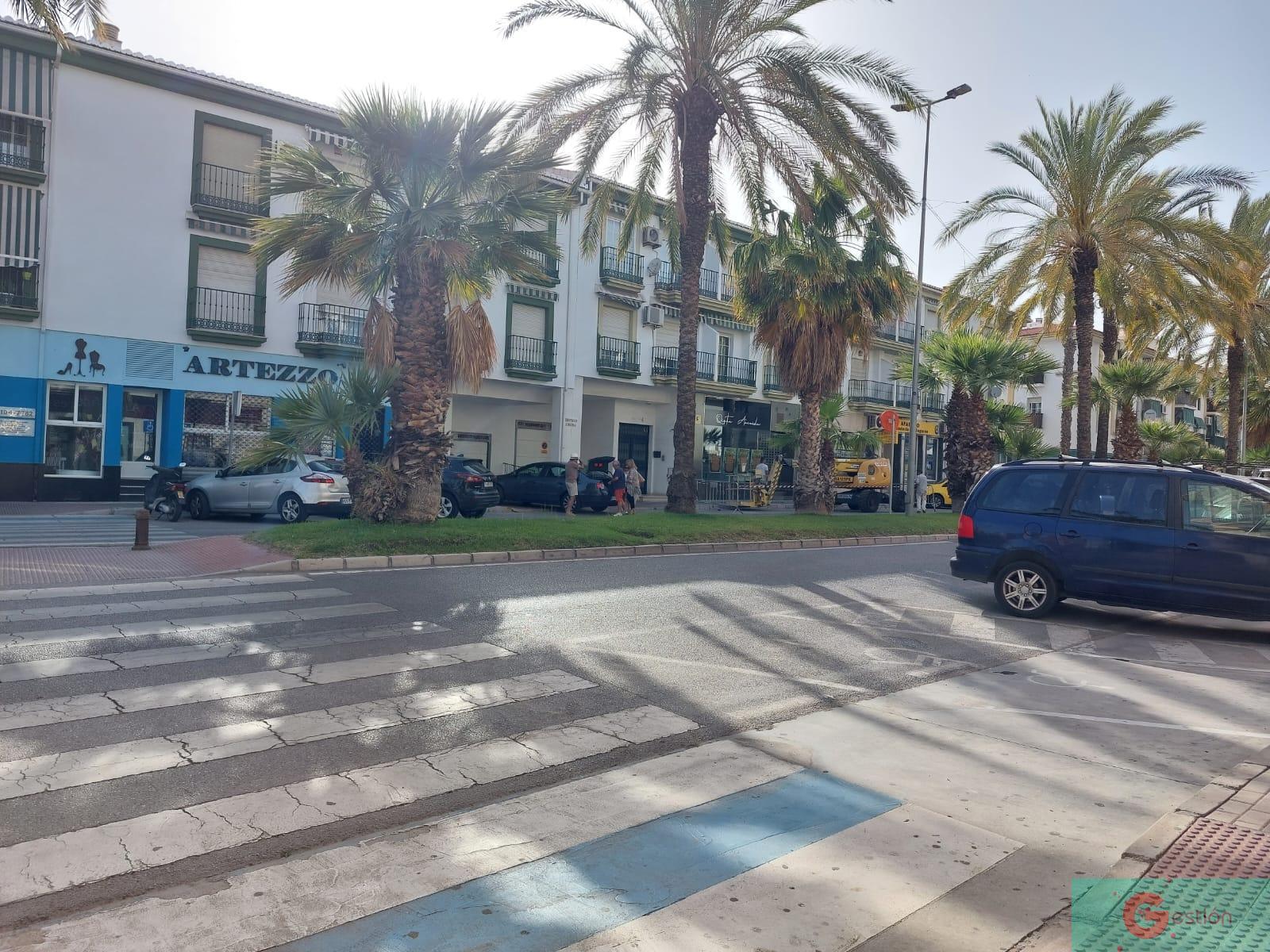 For rent of commercial in Salobreña