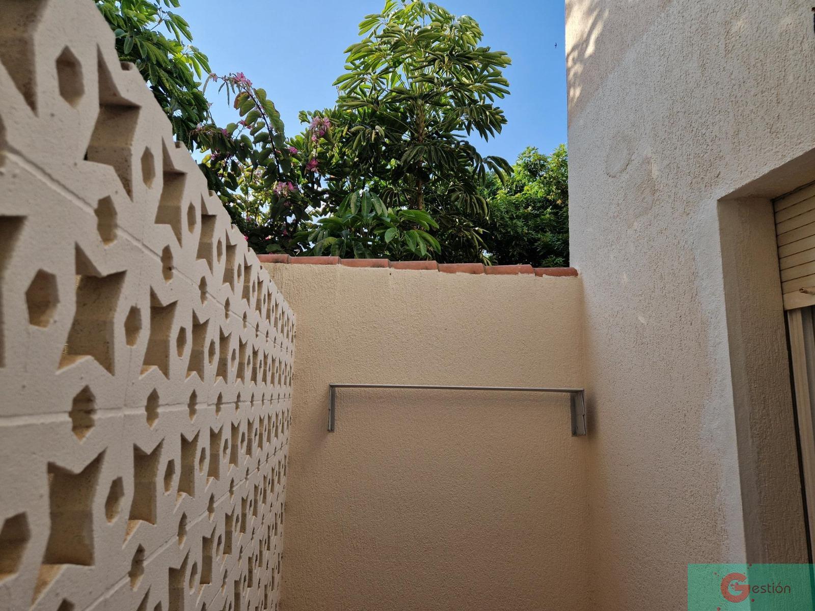 For sale of chalet in Salobreña
