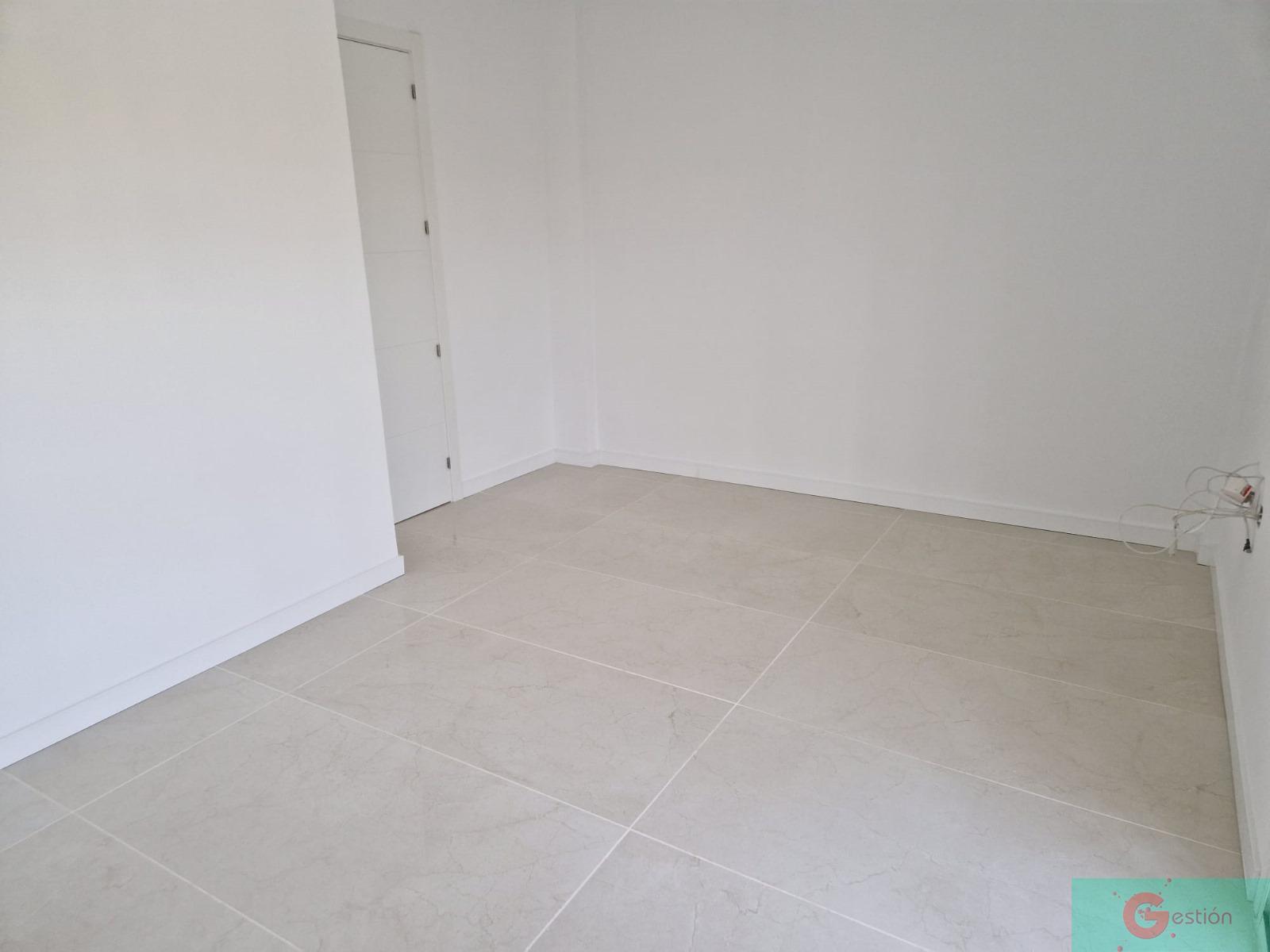 For sale of chalet in Salobreña