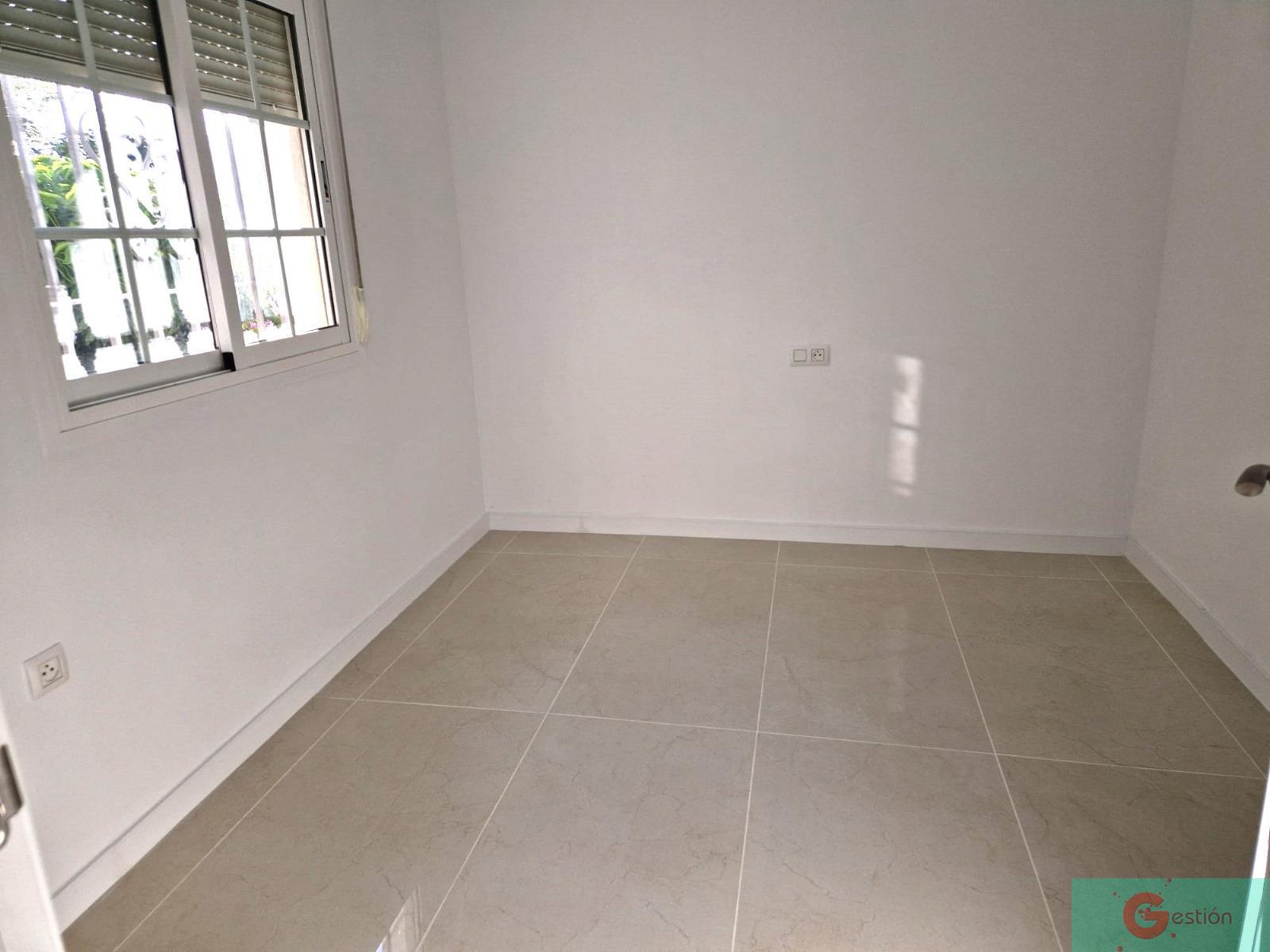 For sale of chalet in Salobreña