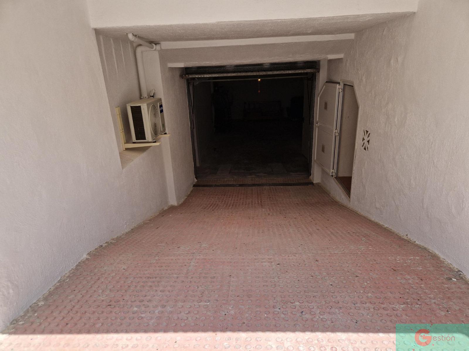 For sale of chalet in Salobreña