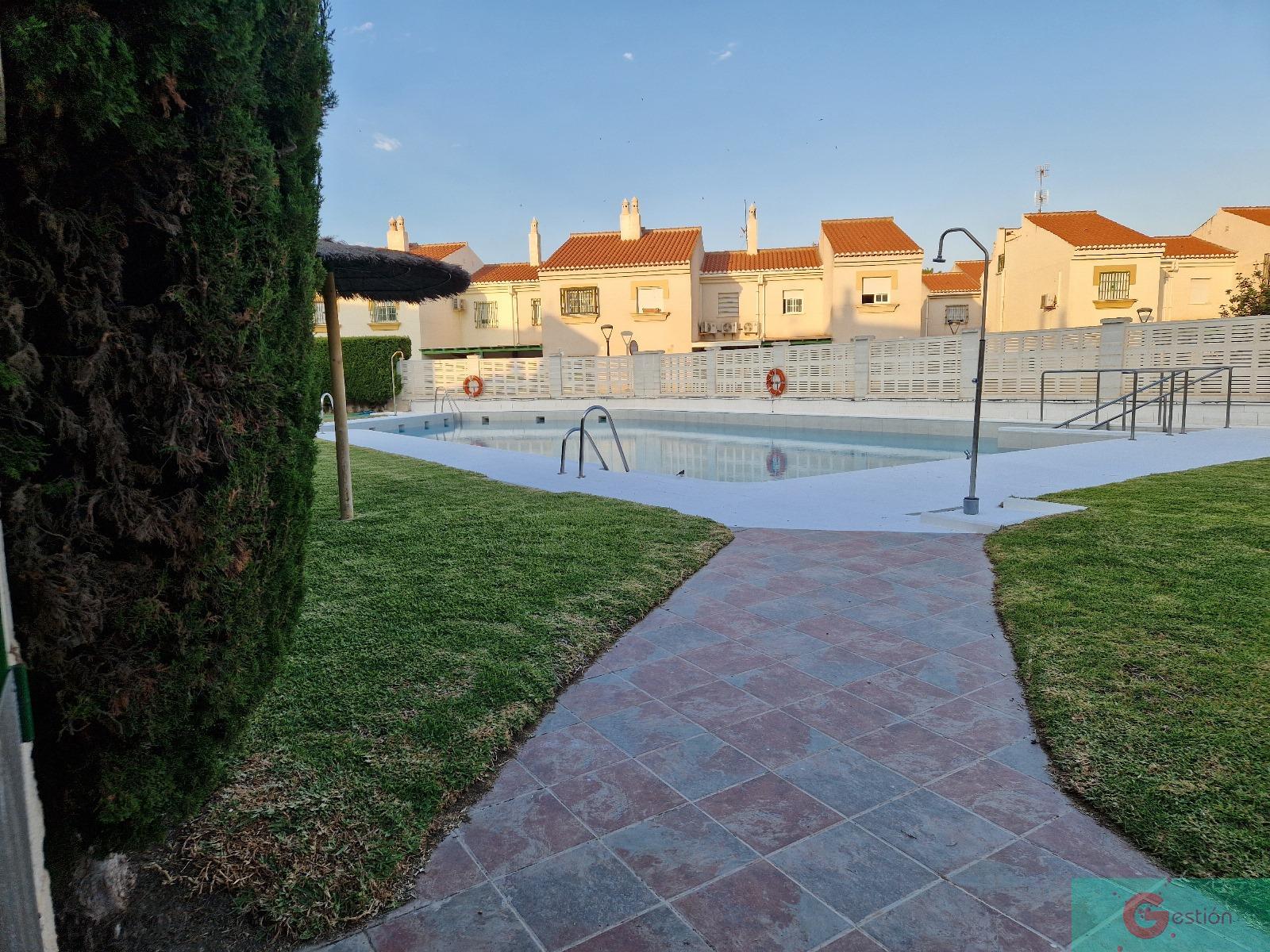 For sale of chalet in Salobreña