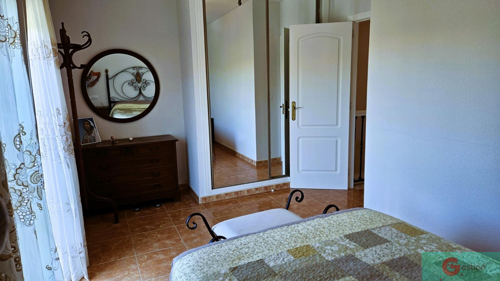 For sale of chalet in Salobreña