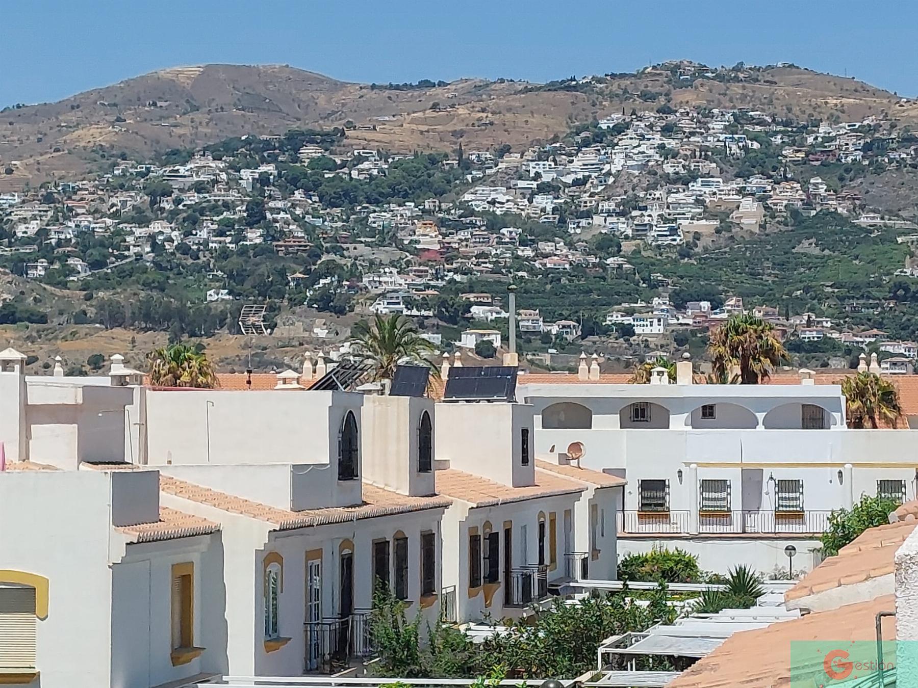 For rent of house in Salobreña