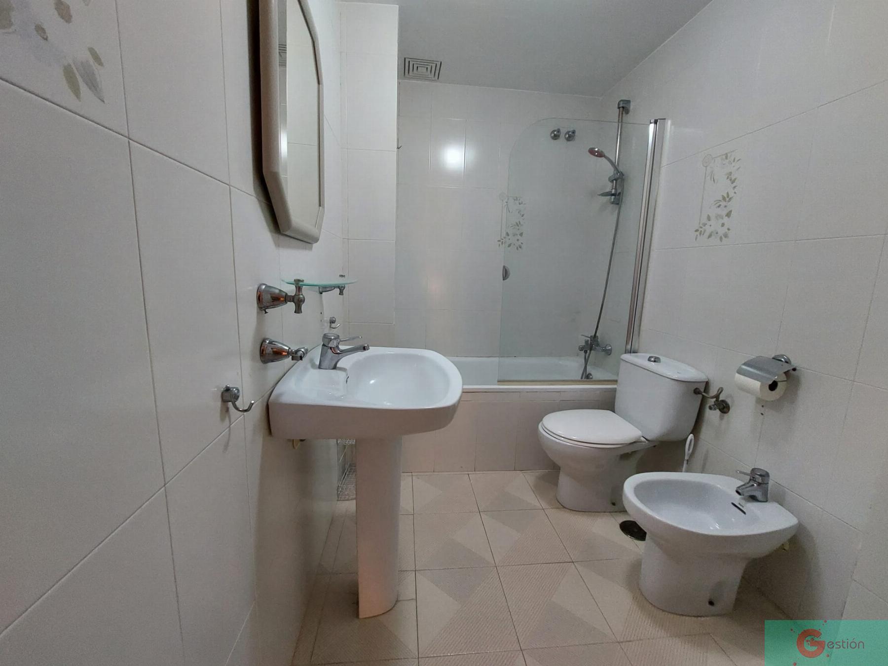 For rent of house in Salobreña