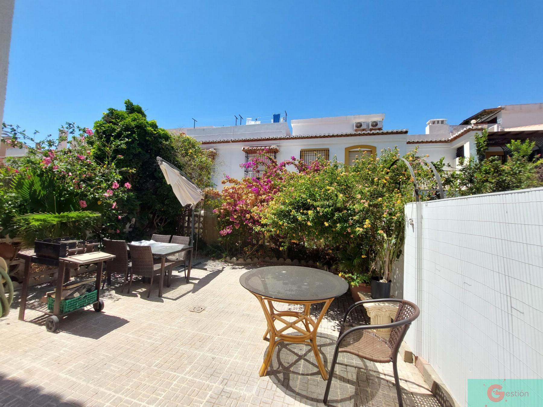 For rent of house in Salobreña