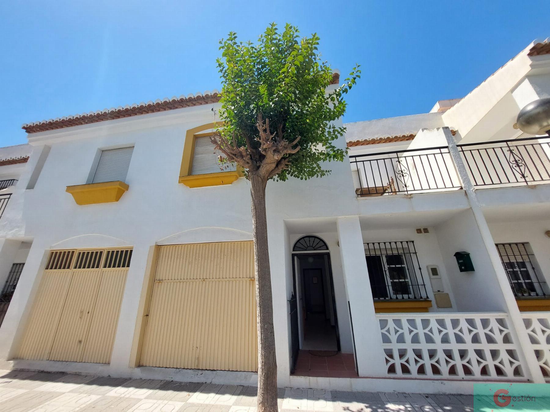 For rent of house in Salobreña