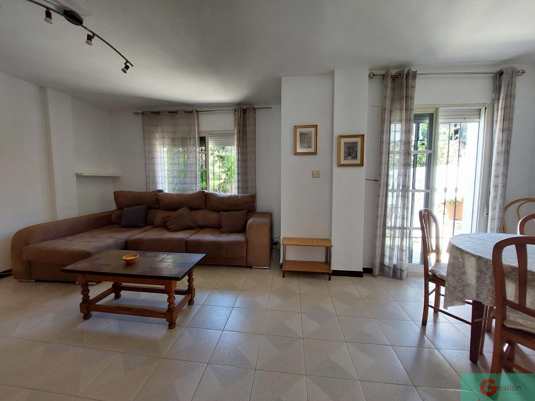 For rent of house in Salobreña