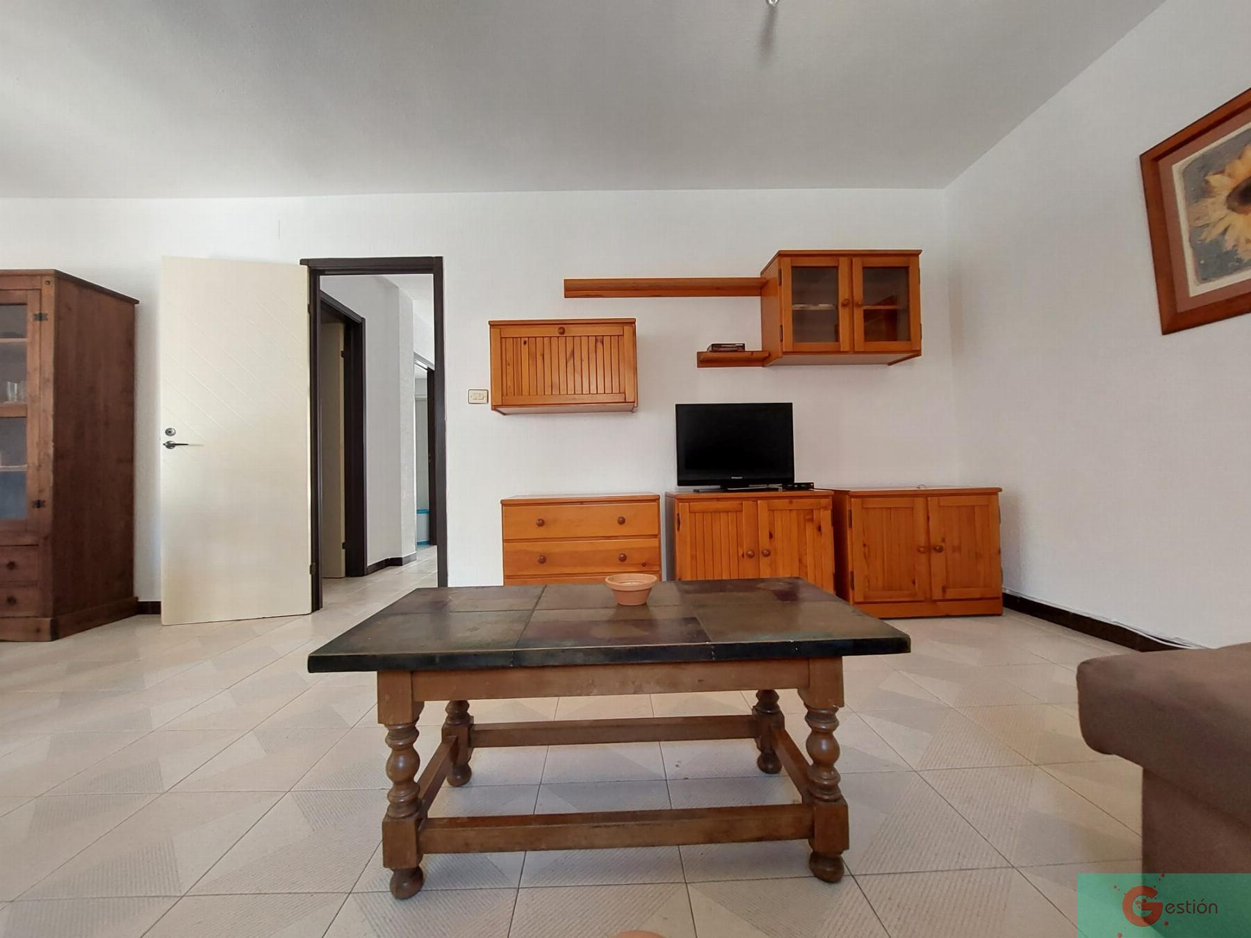 For rent of house in Salobreña