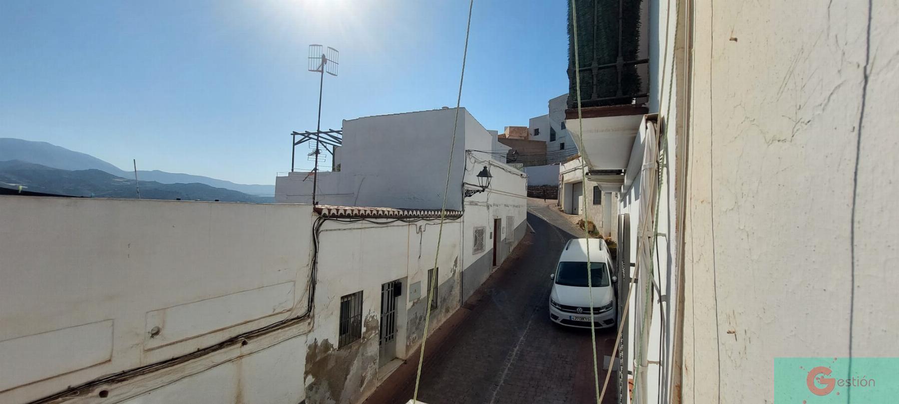 For sale of house in Salobreña