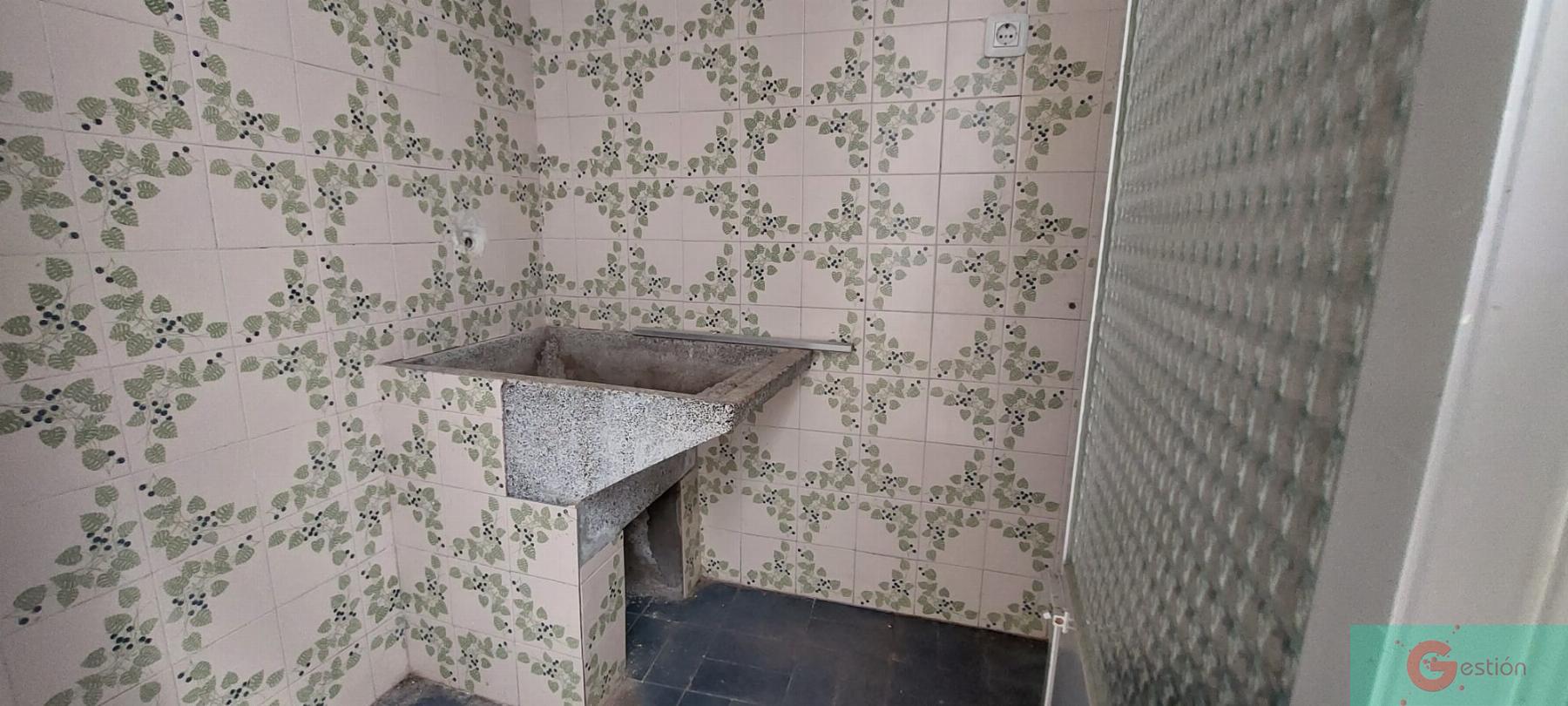 For sale of house in Salobreña