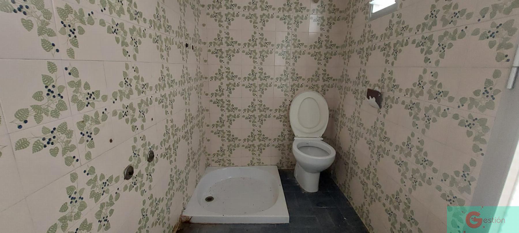 For sale of house in Salobreña