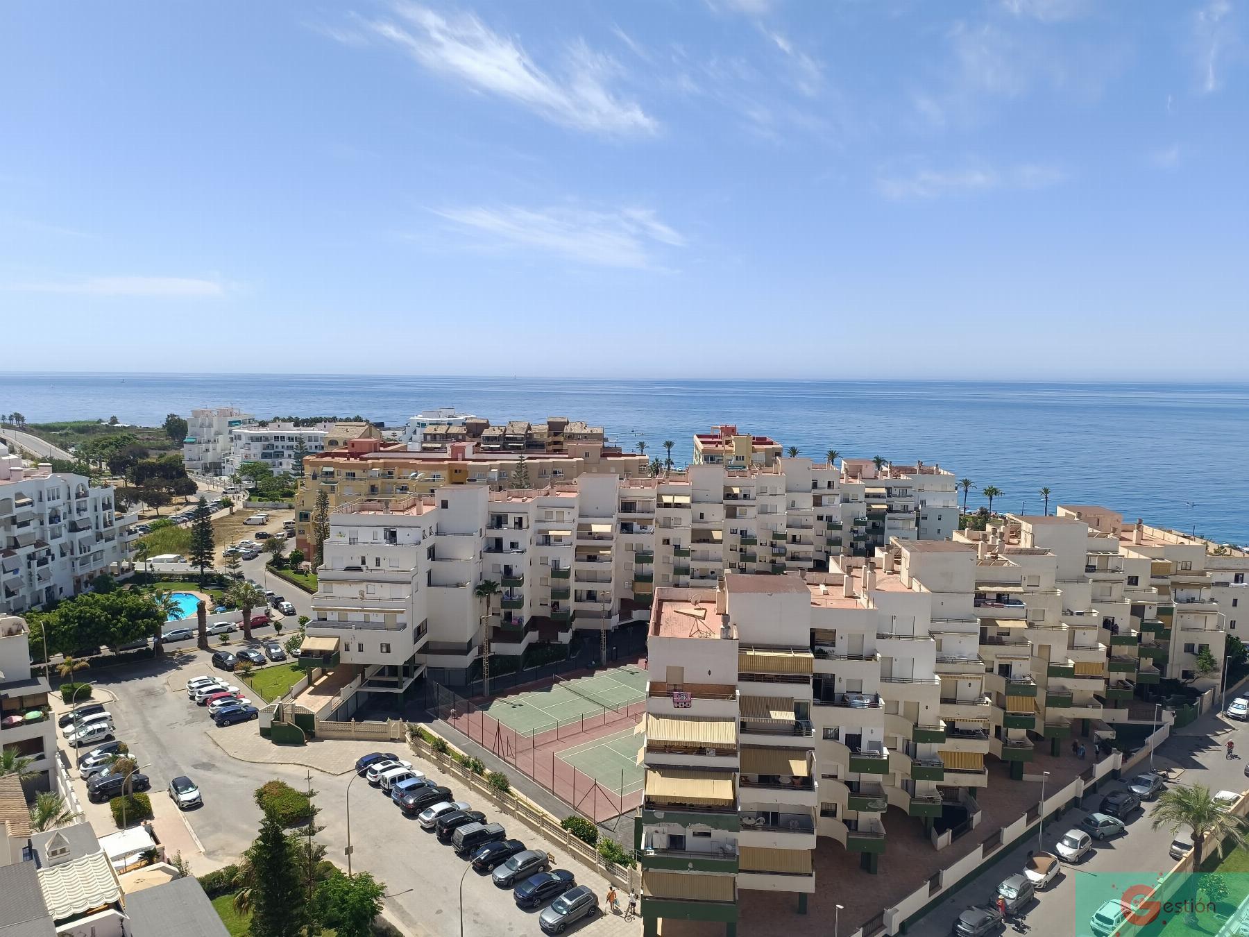 For sale of apartment in Salobreña