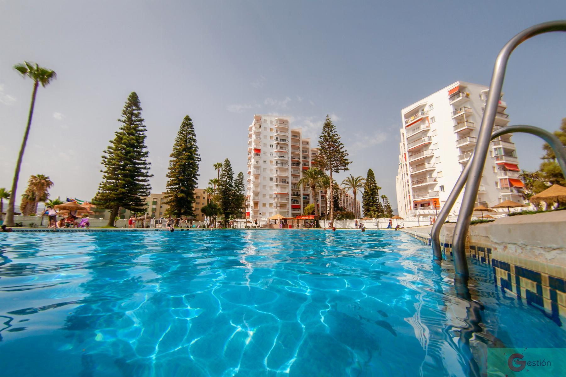 For sale of apartment in Salobreña