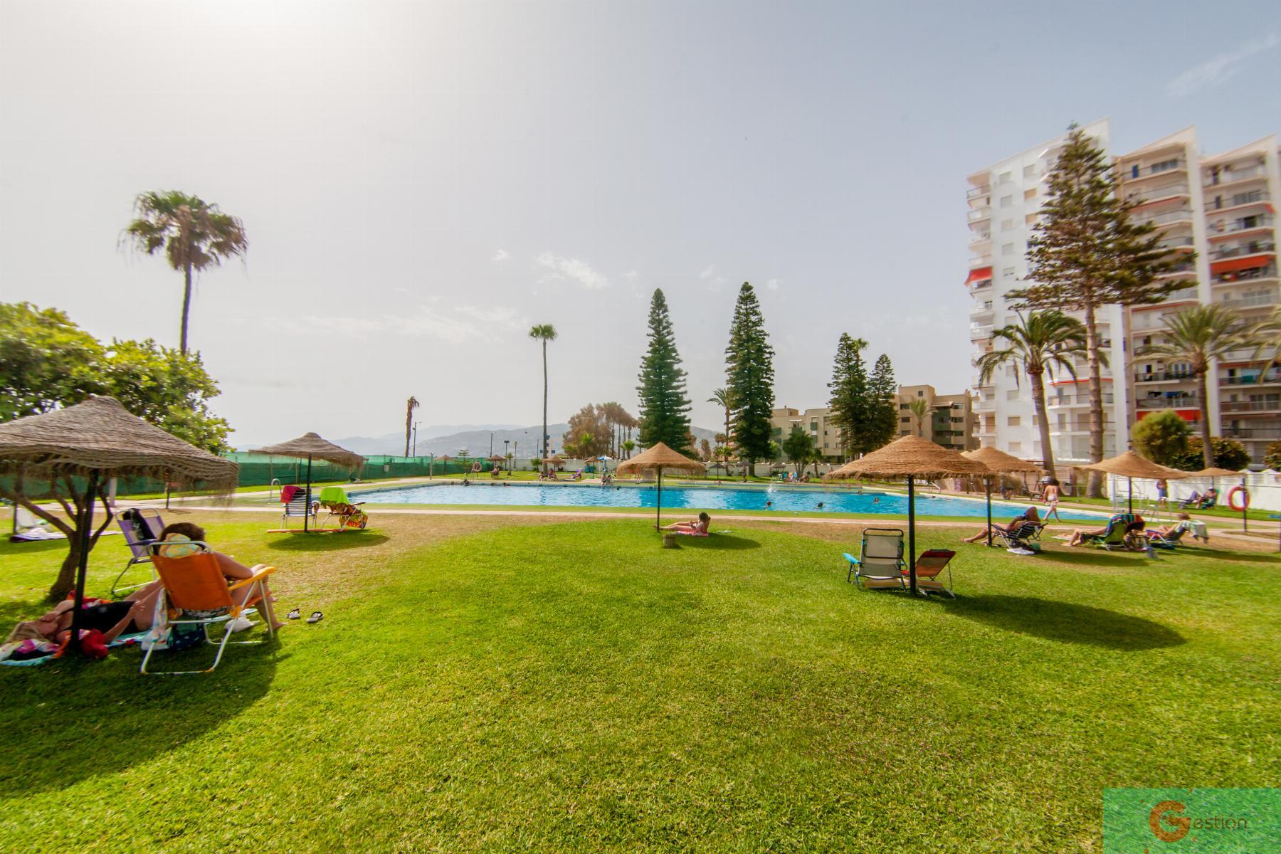 For sale of apartment in Salobreña