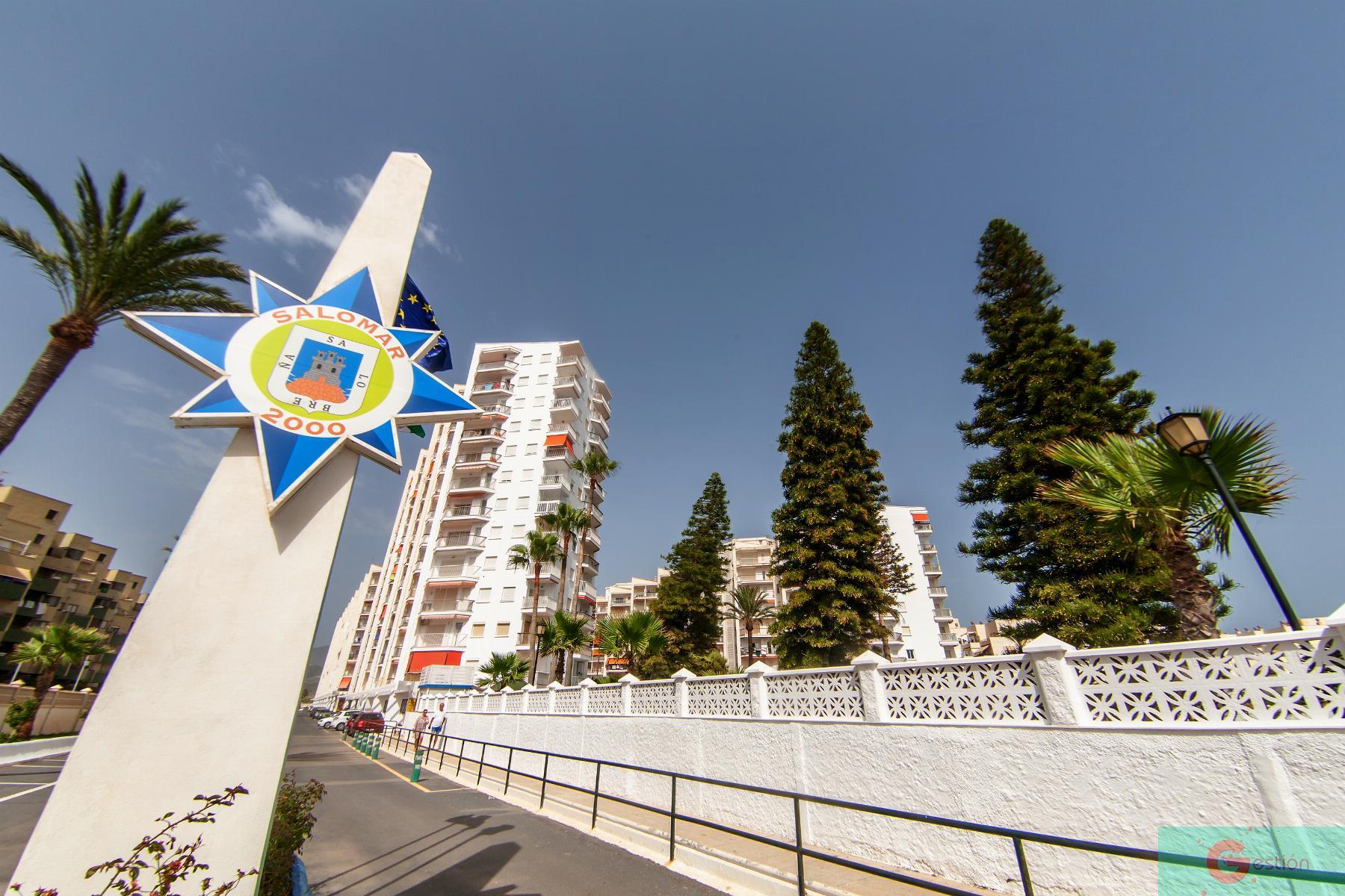 For sale of apartment in Salobreña