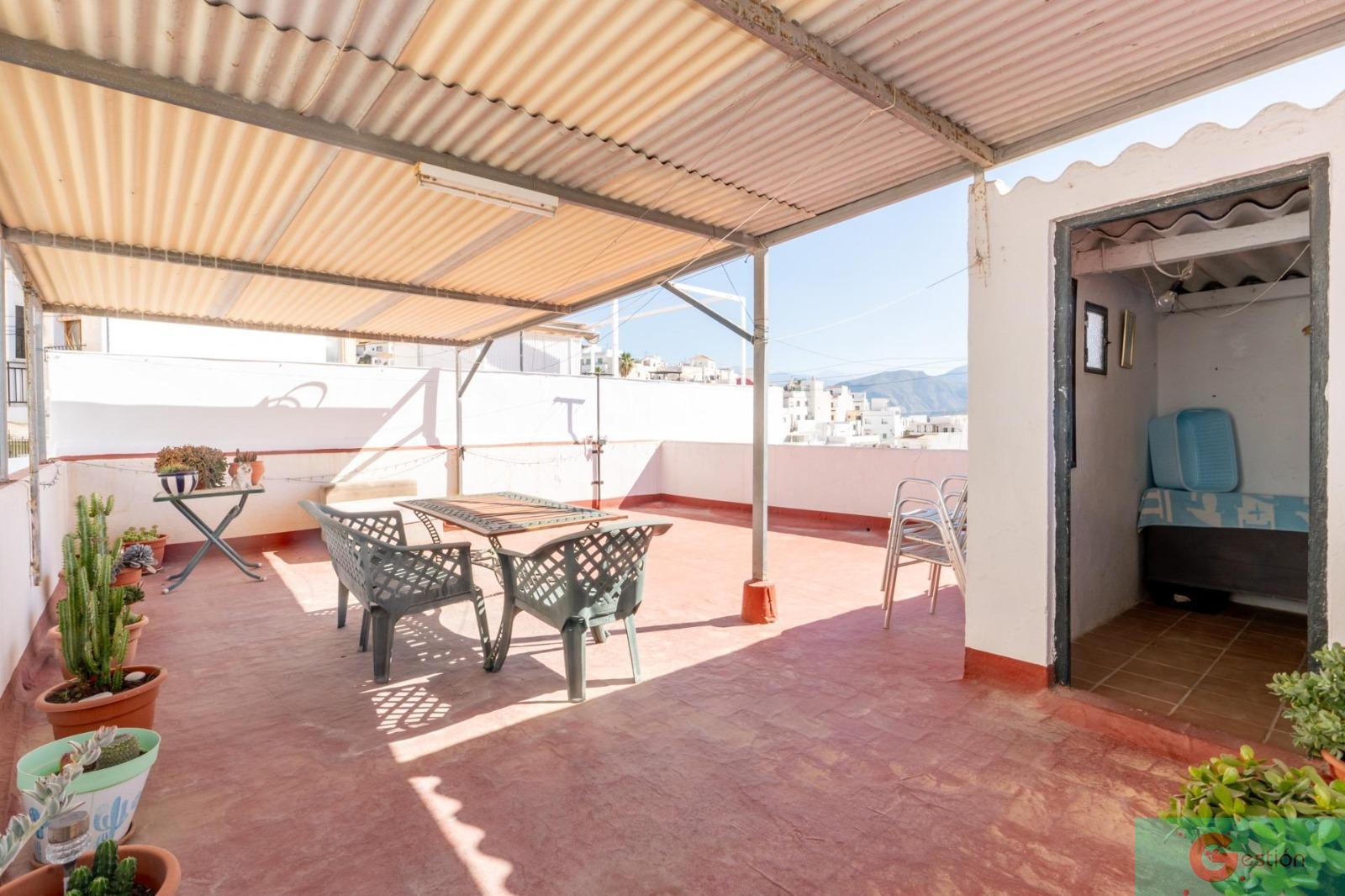 For sale of house in Salobreña
