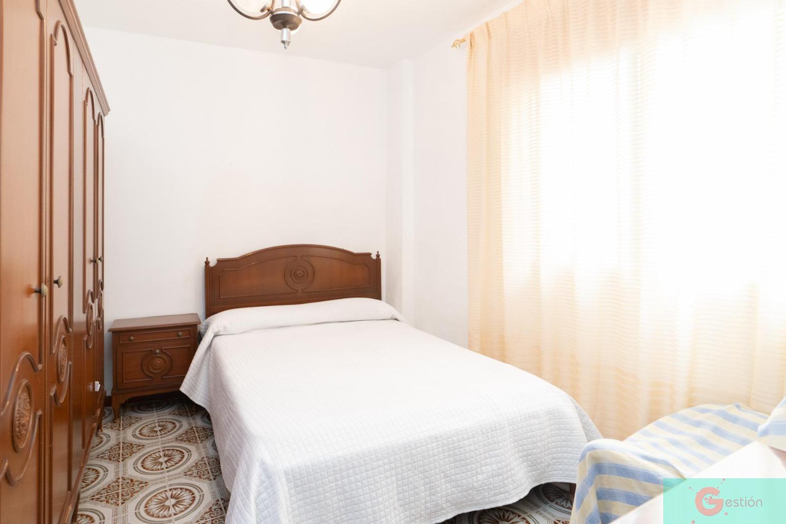 For sale of flat in Salobreña