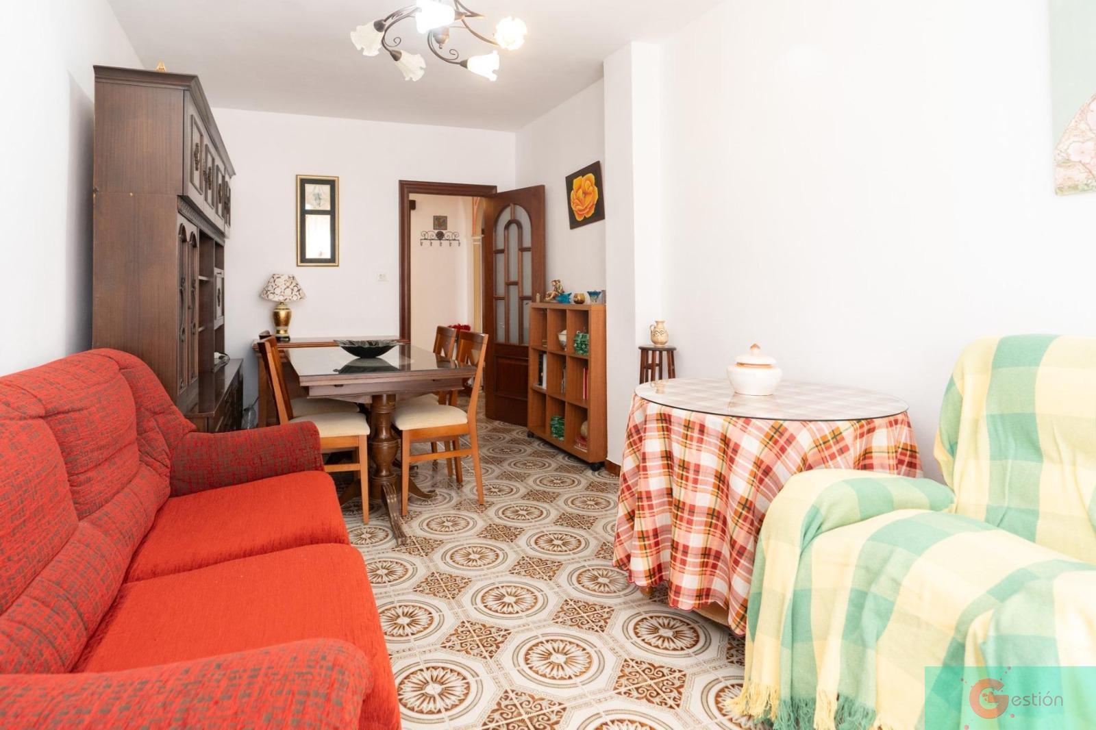 For sale of flat in Salobreña