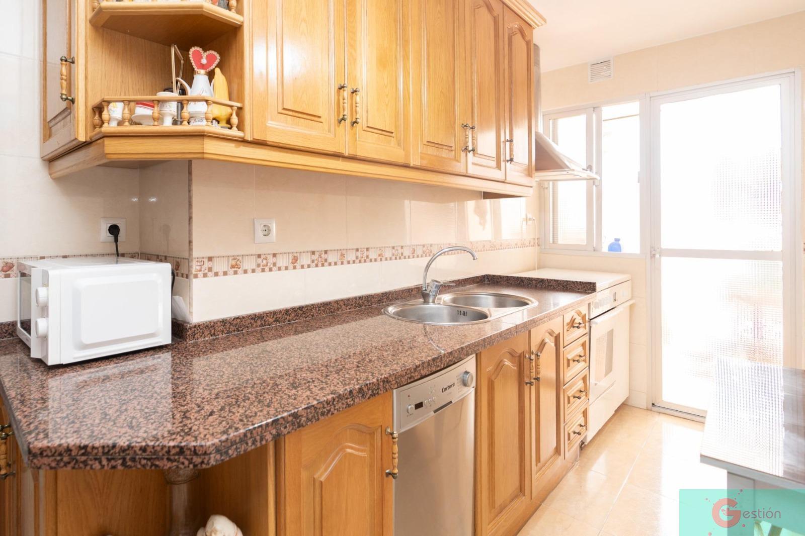 For sale of flat in Salobreña