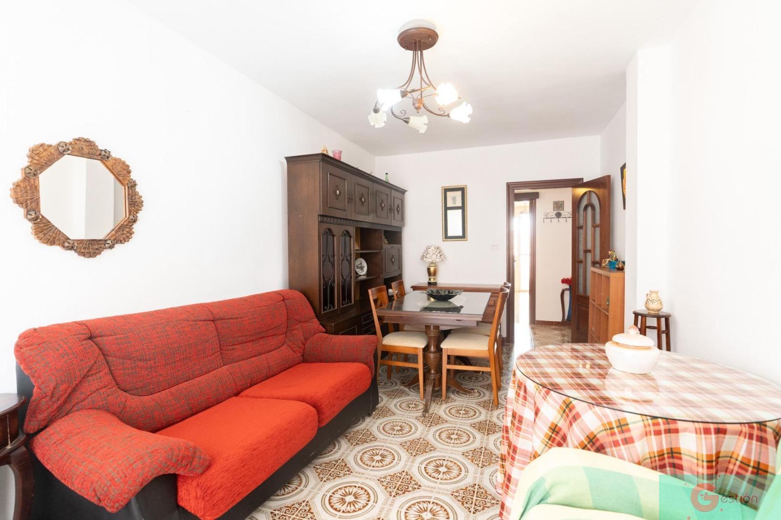 For sale of flat in Salobreña