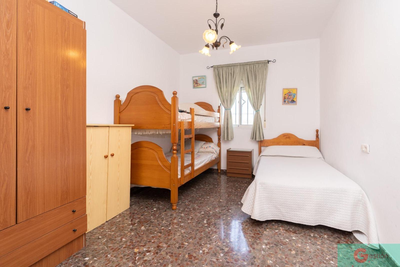 For sale of flat in Motril