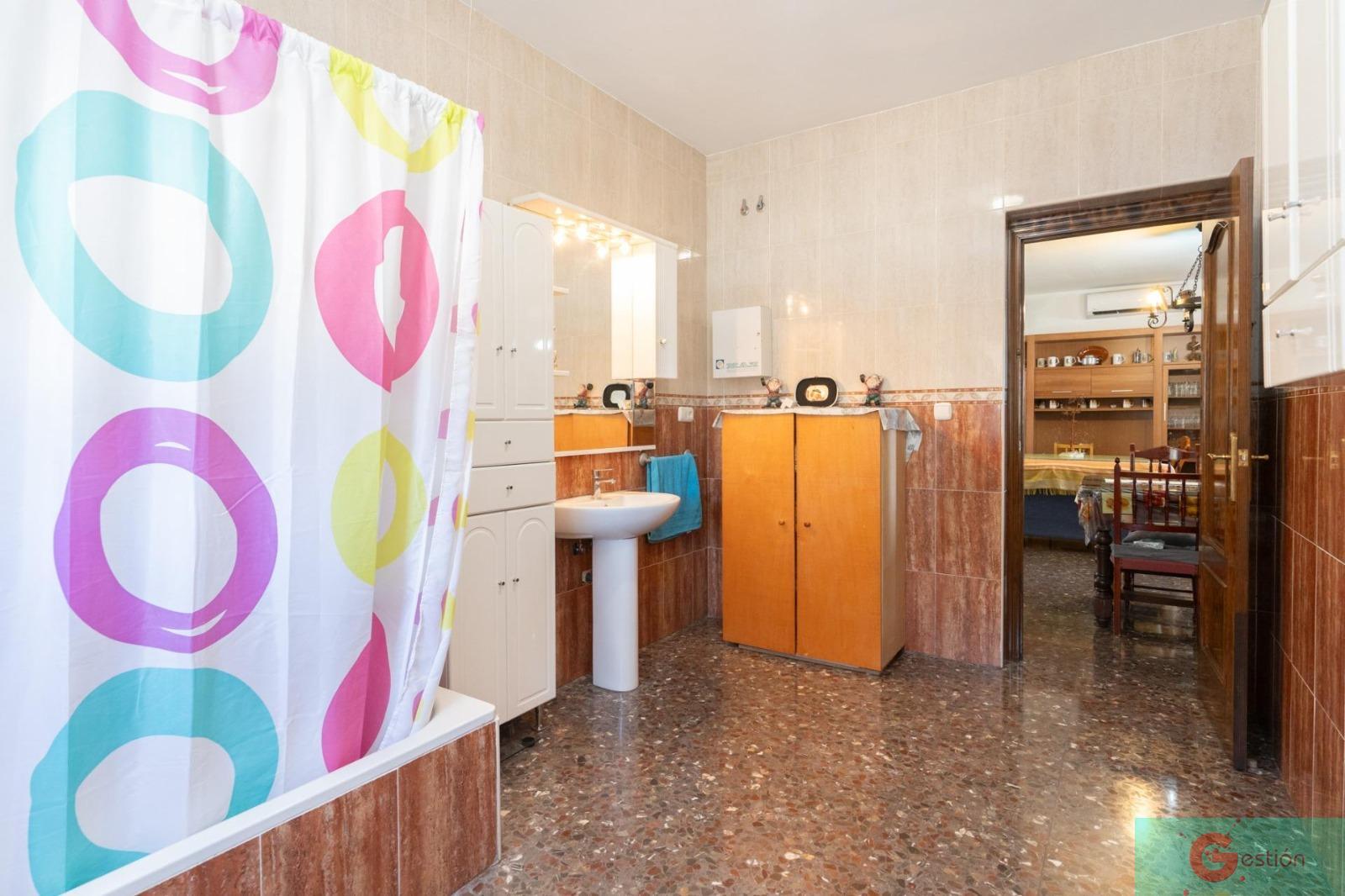 For sale of flat in Motril