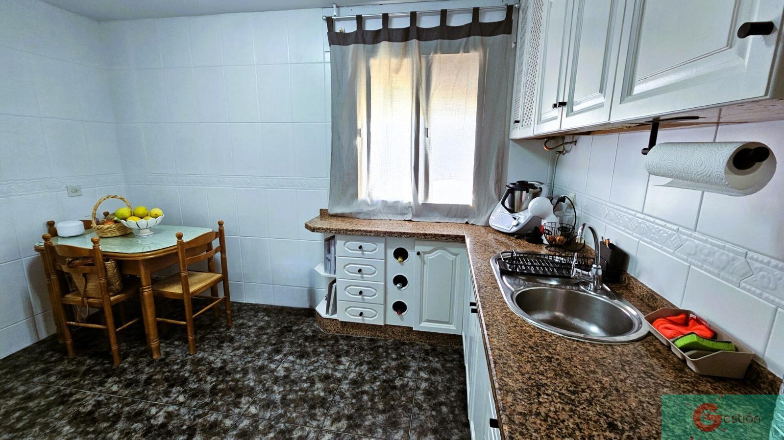 For sale of flat in Salobreña