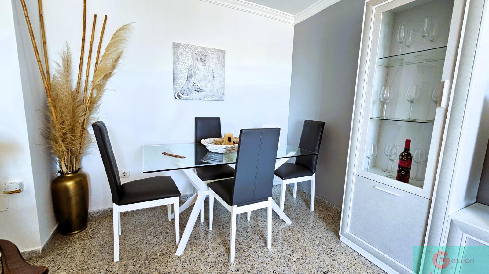 For sale of flat in Salobreña
