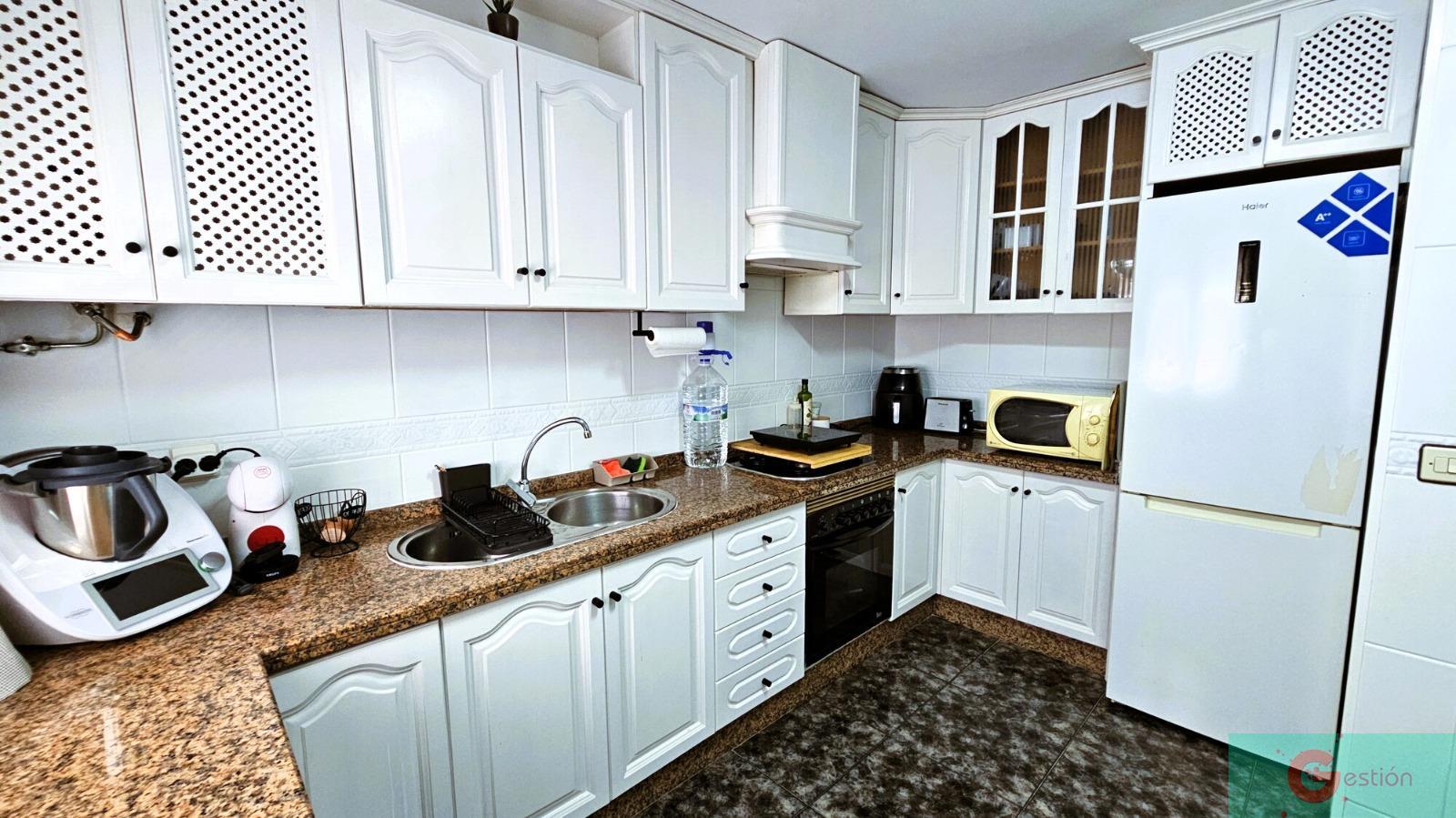 For sale of flat in Salobreña
