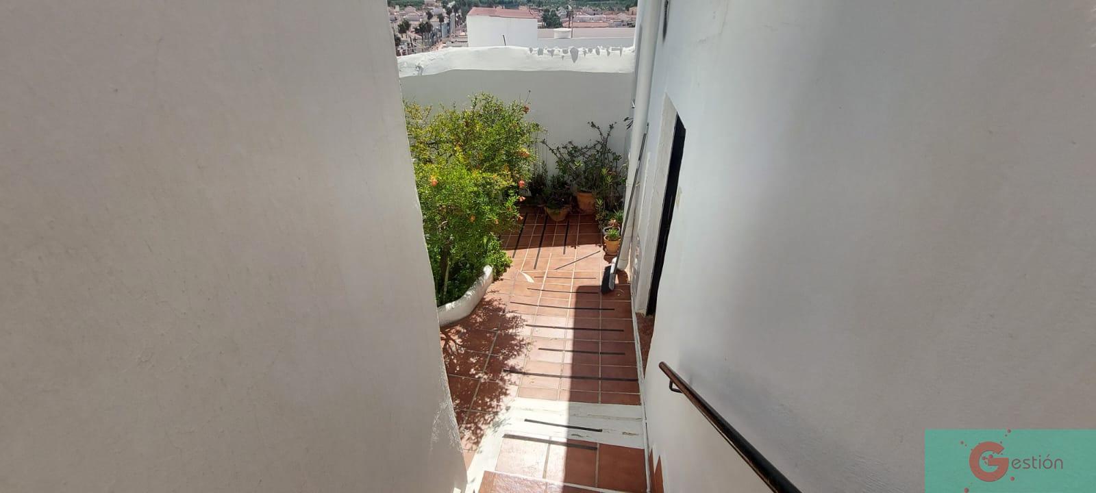 For sale of house in Salobreña