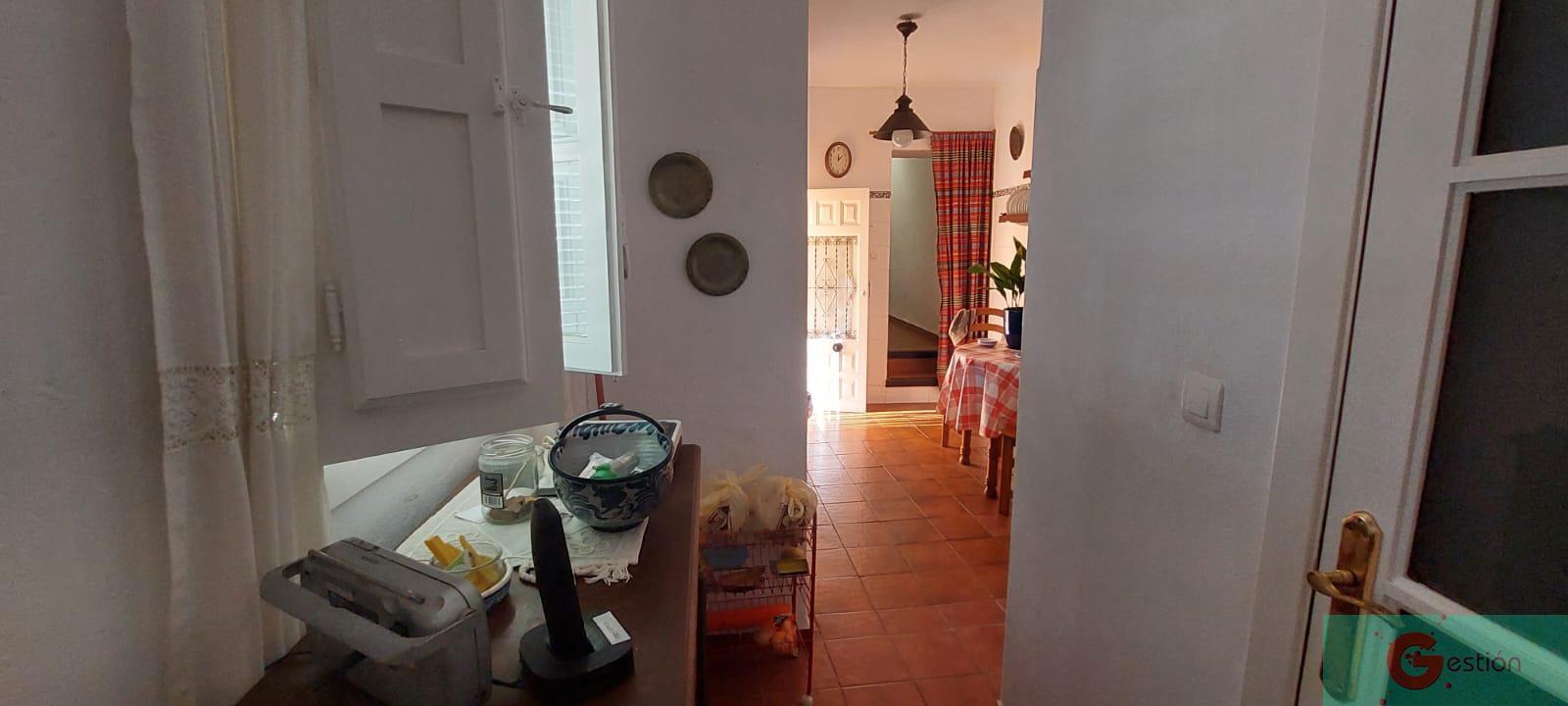 For sale of house in Salobreña