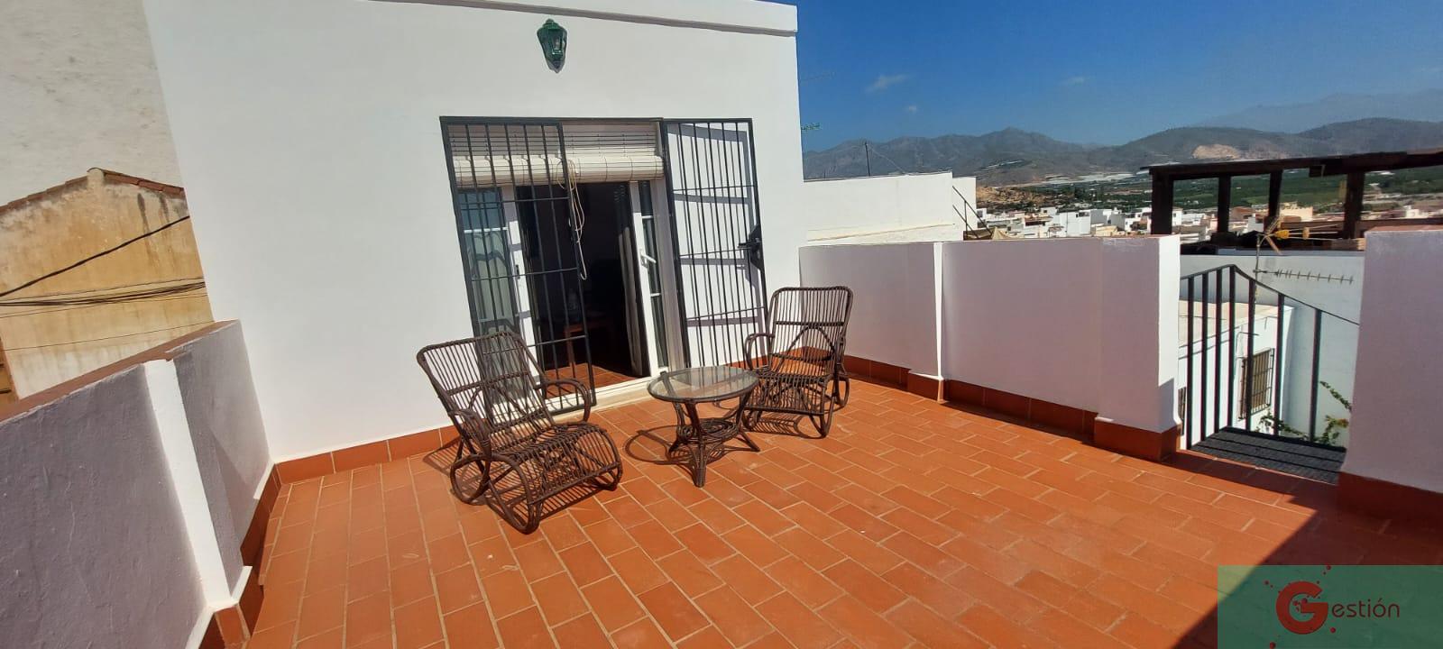 For sale of house in Salobreña