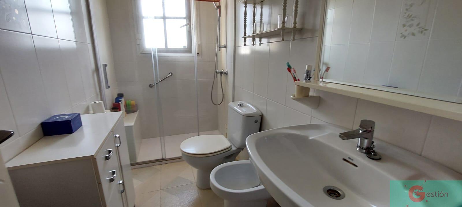 For sale of house in Salobreña