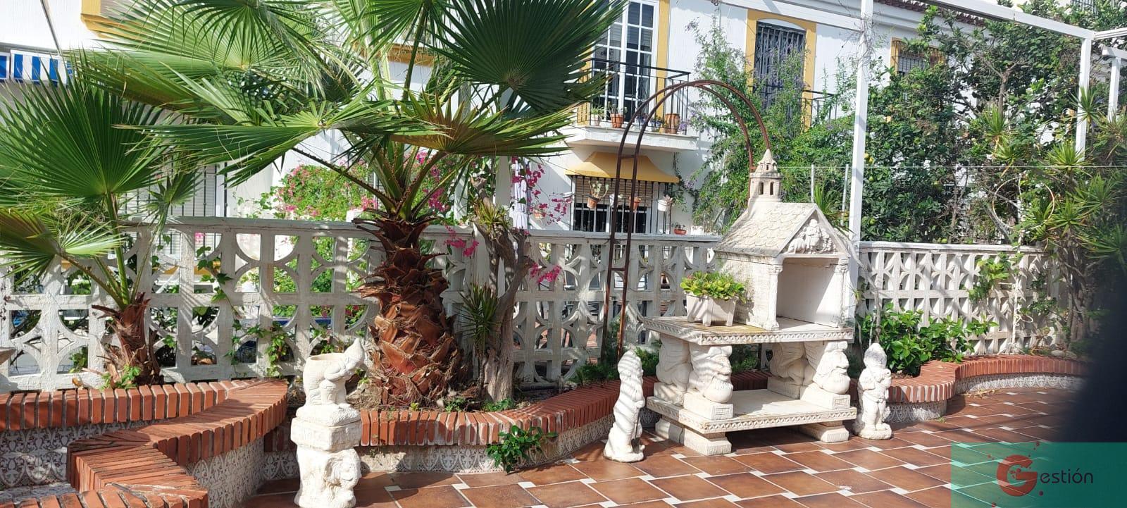 For sale of house in Salobreña