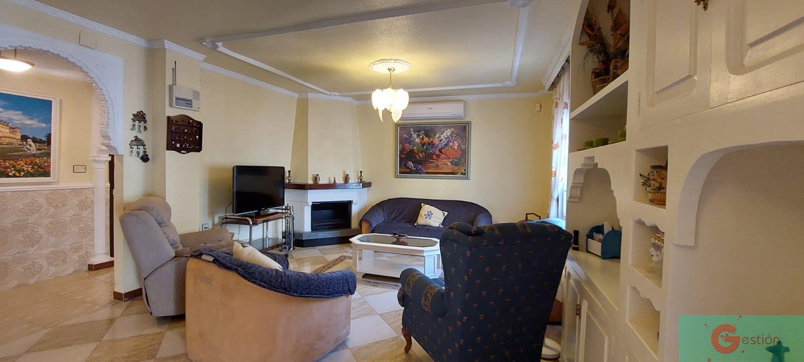 For sale of house in Salobreña