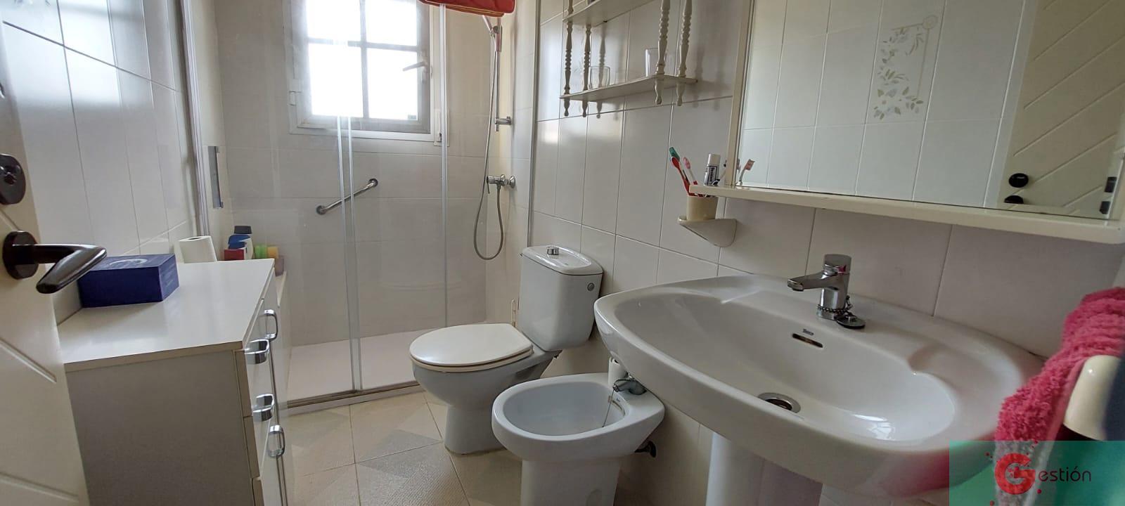 For sale of house in Salobreña