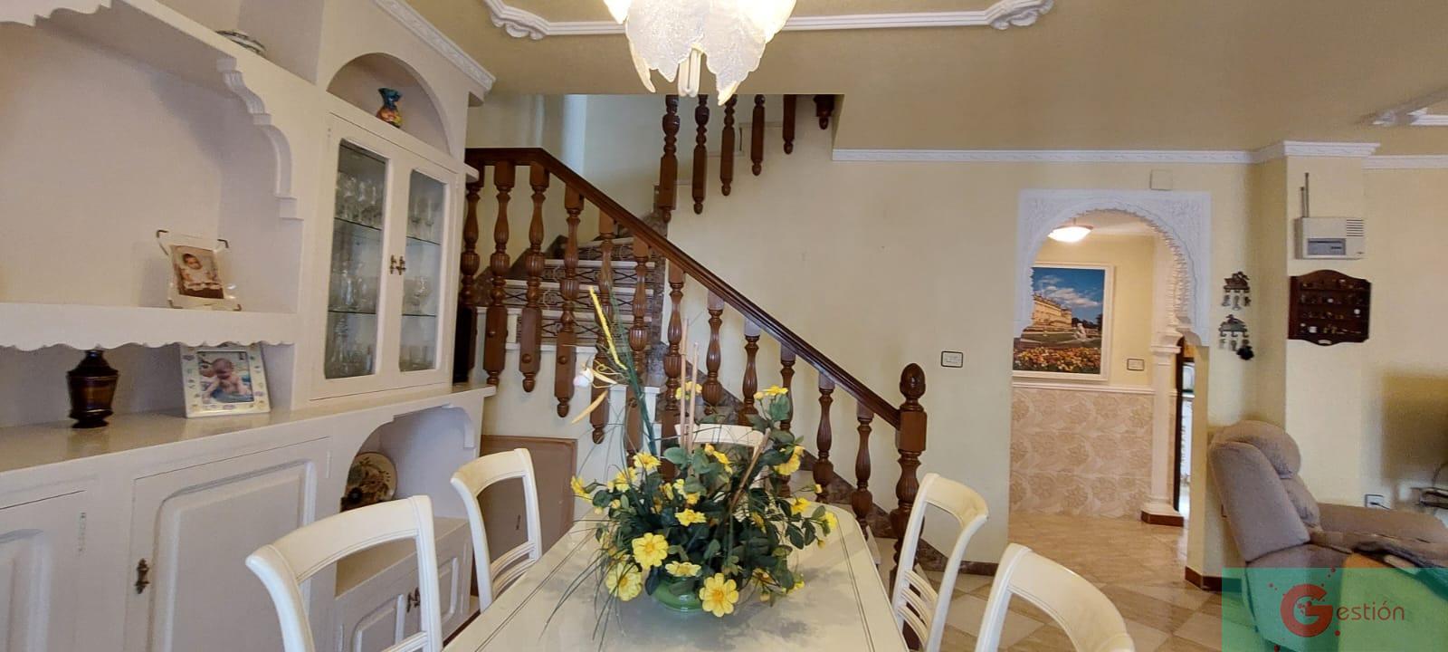 For sale of house in Salobreña