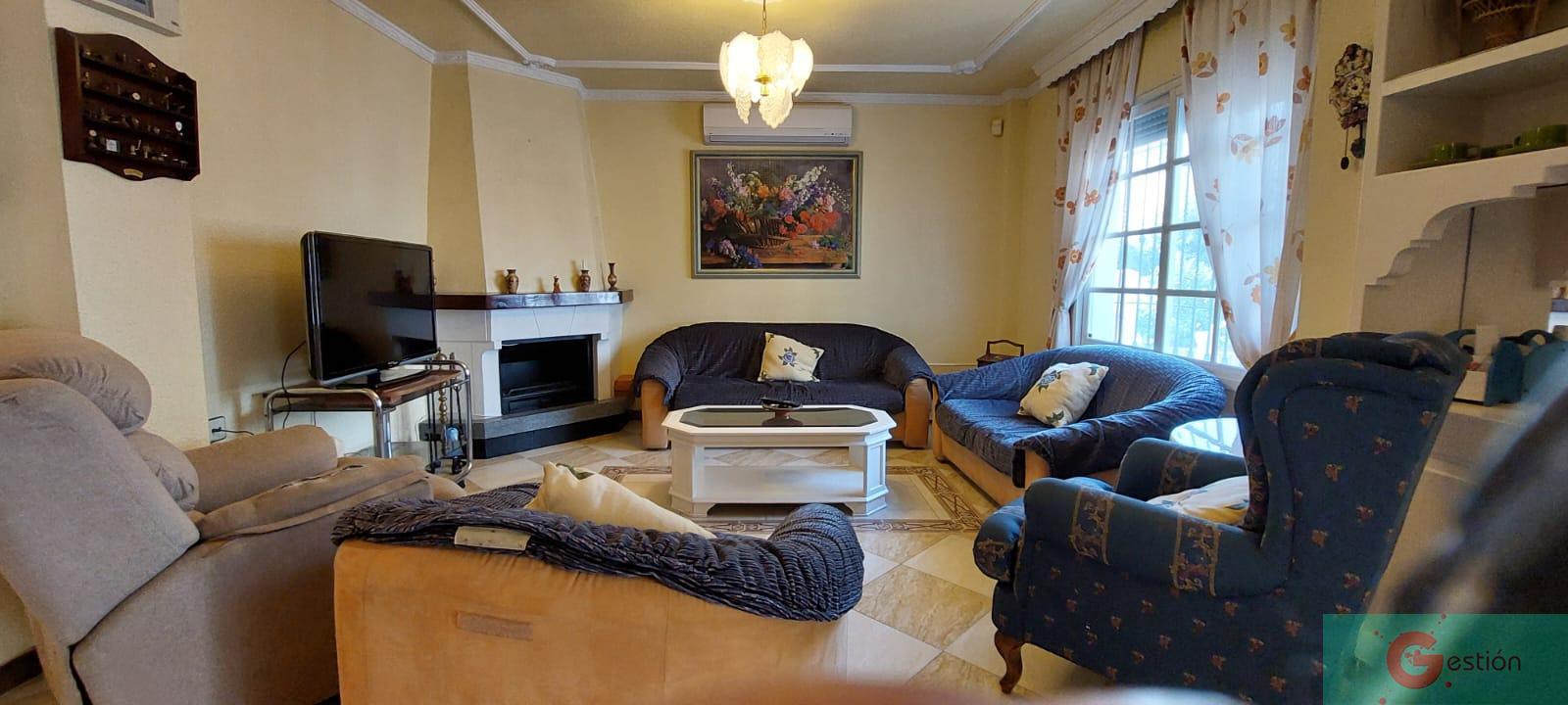For sale of house in Salobreña