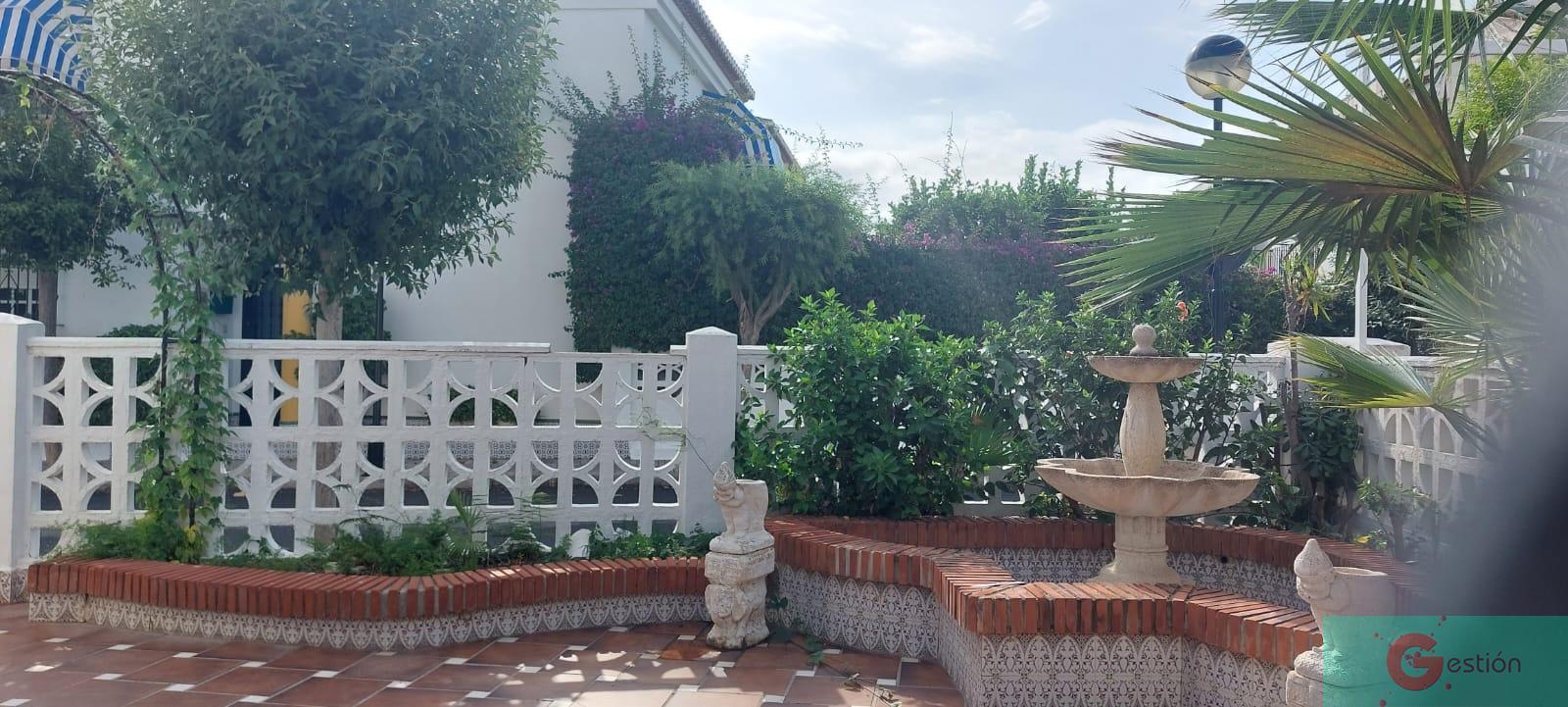 For sale of house in Salobreña