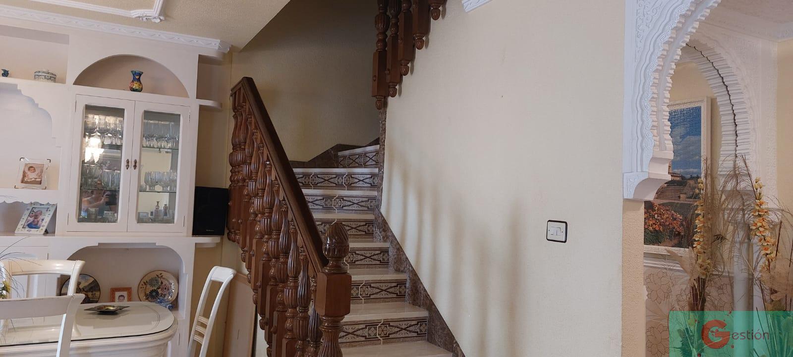 For sale of house in Salobreña
