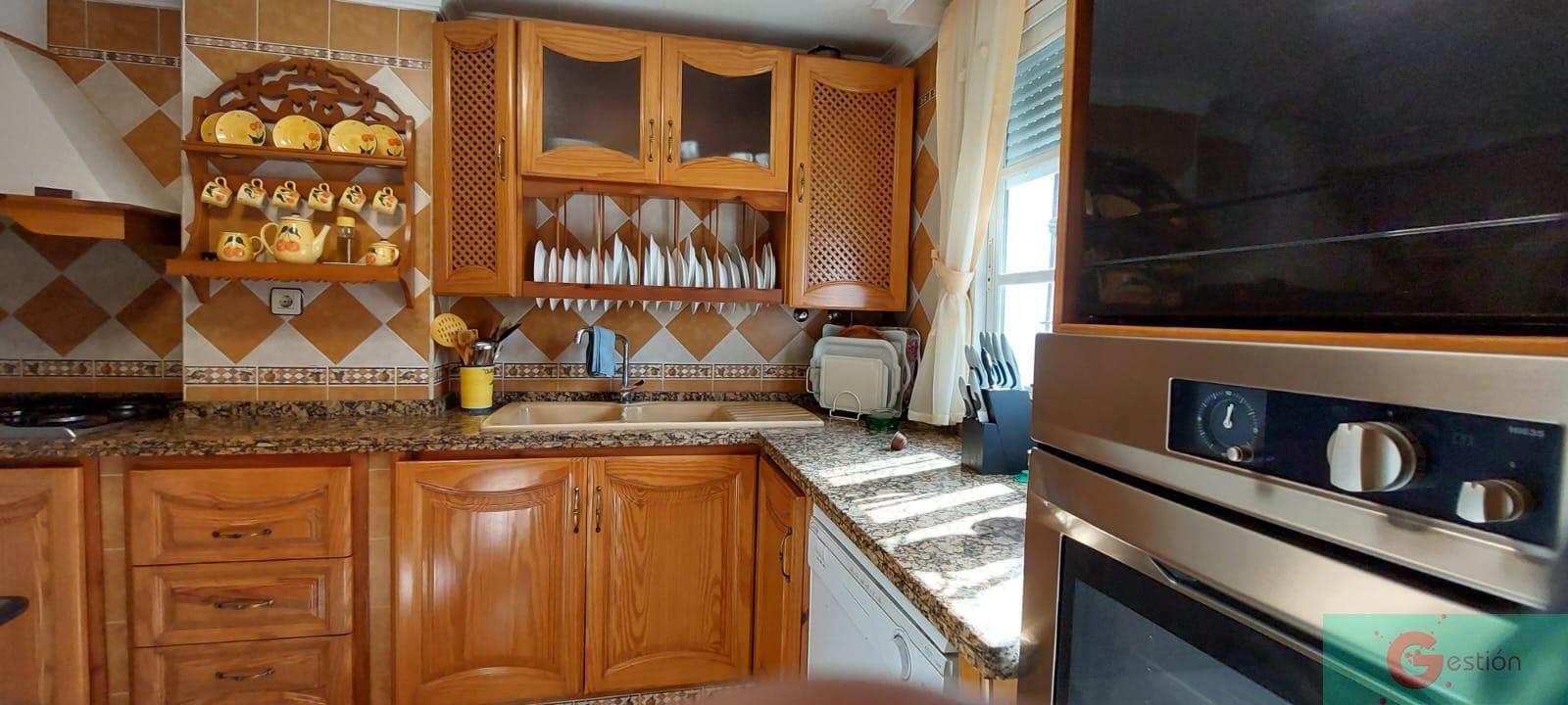 For sale of house in Salobreña