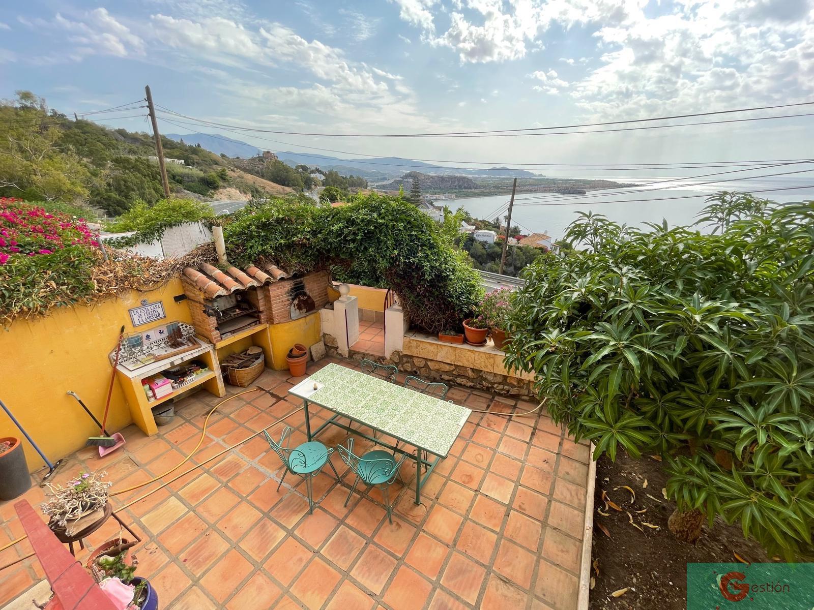 For sale of house in Salobreña
