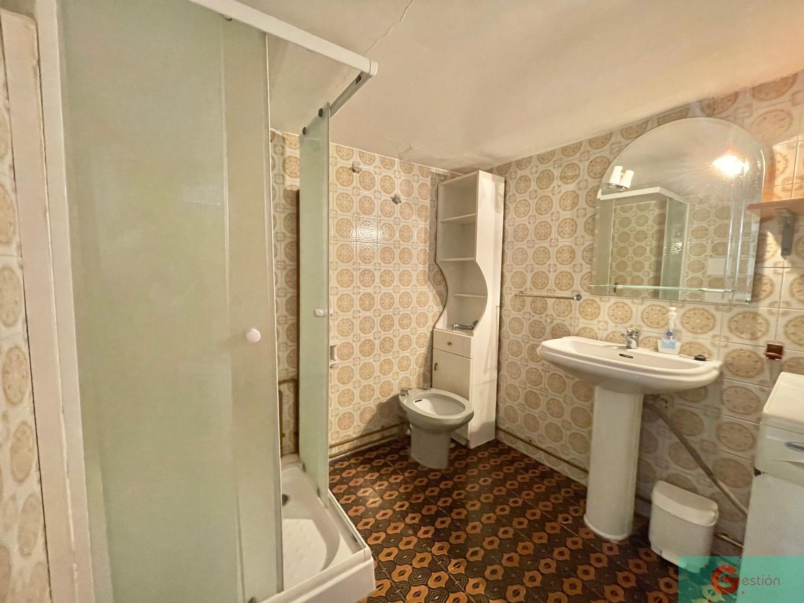 For sale of house in Salobreña