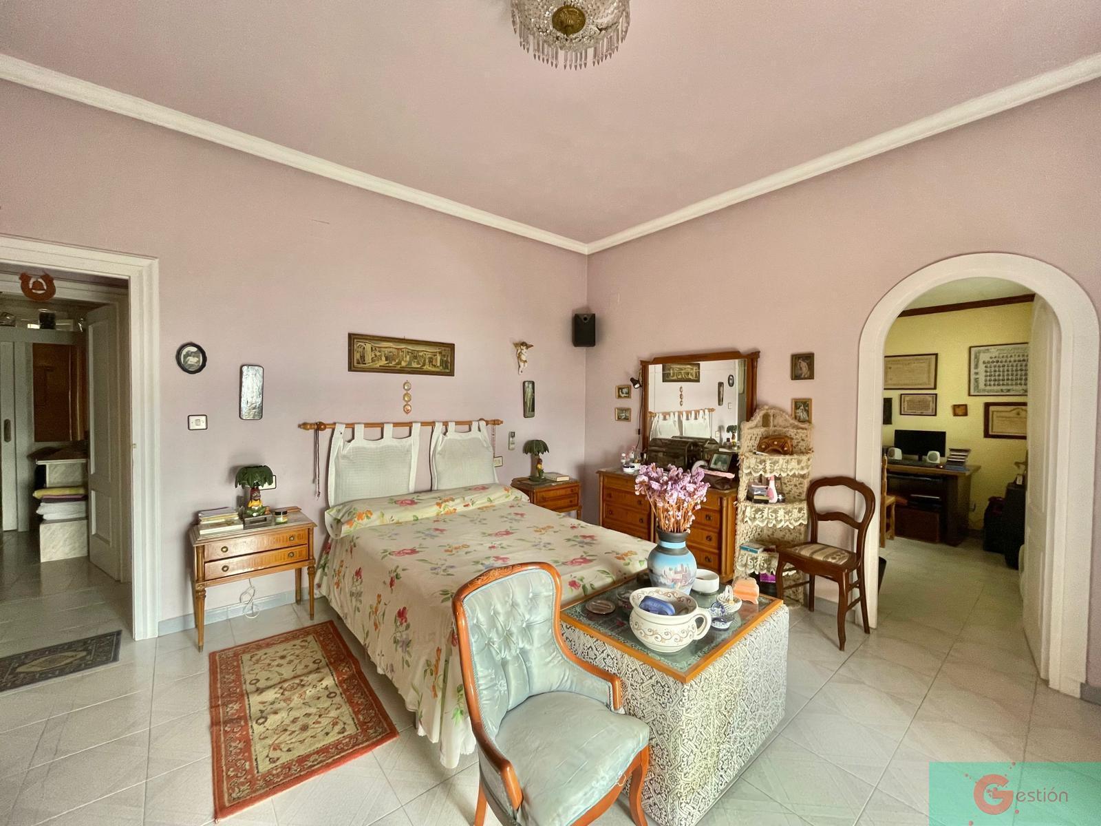 For sale of house in Salobreña