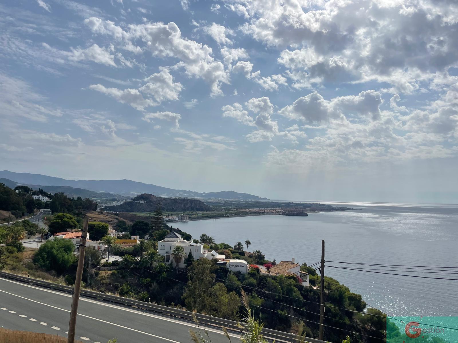 For sale of house in Salobreña