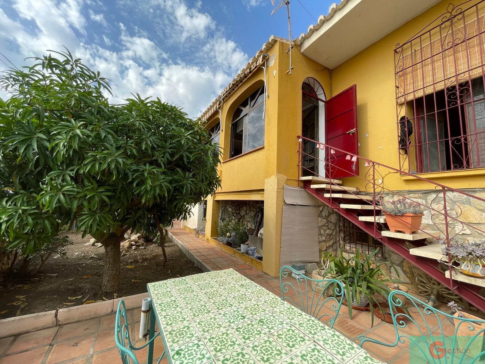 For sale of house in Salobreña